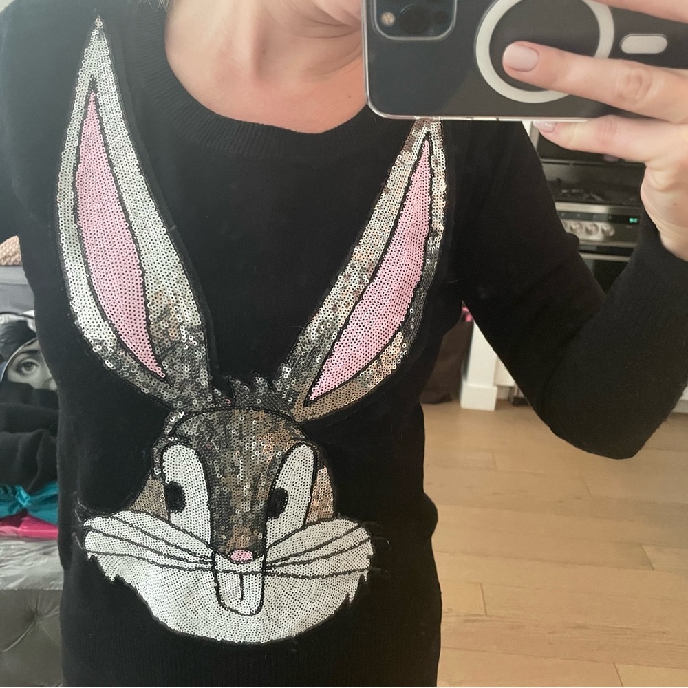 Bugs bunny sweater xs/s (similar to gucci one). No name - local designer